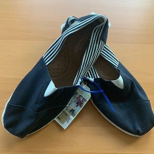 🔥🔥🔥 Toms Navy and Striped Canvas Shoe Slip Ons Mens 11